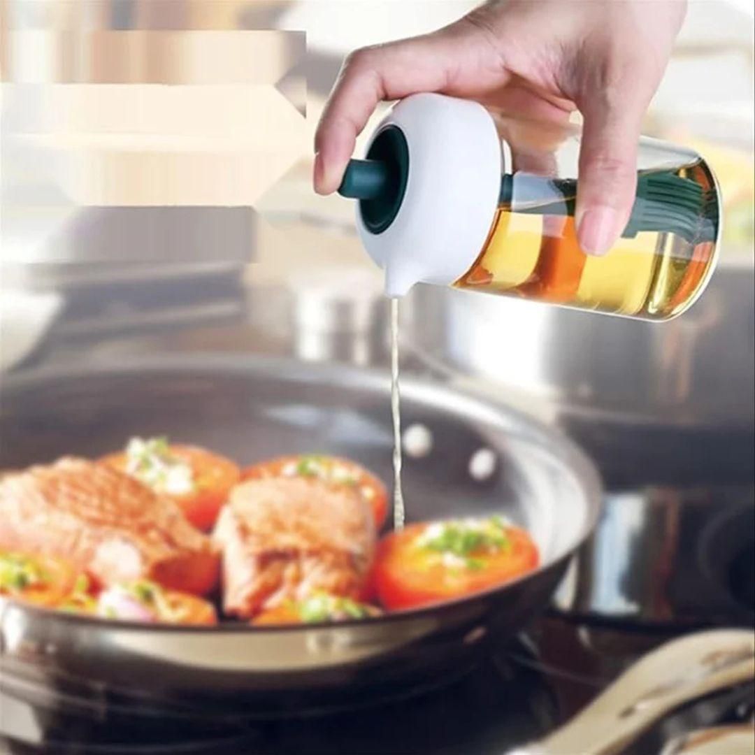 2-in-1 Oil Dispenser Bottle with Silicone Brush 250ml - Kitchen Cooking Tool